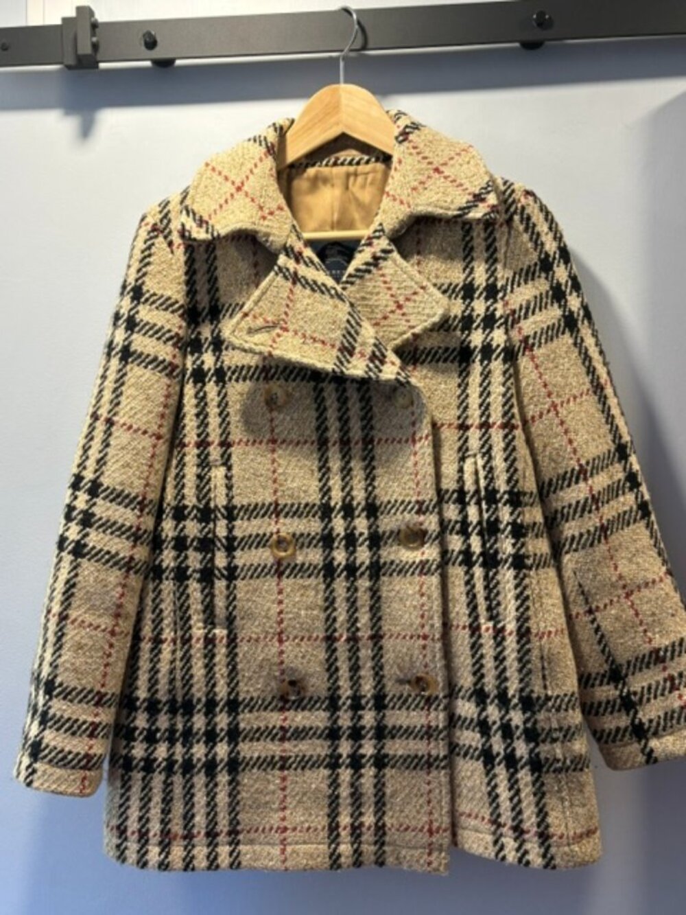 Authentic Burberry London Double-breasted wool peacoat in Size 6